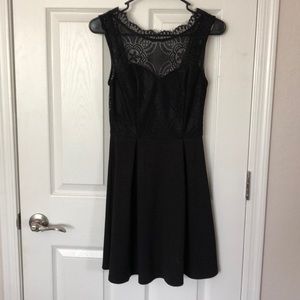 Women’s XS little black dress